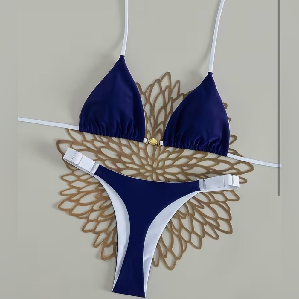 Chic Blue White Halter Thong Bikini Set - Picture 8 of 10